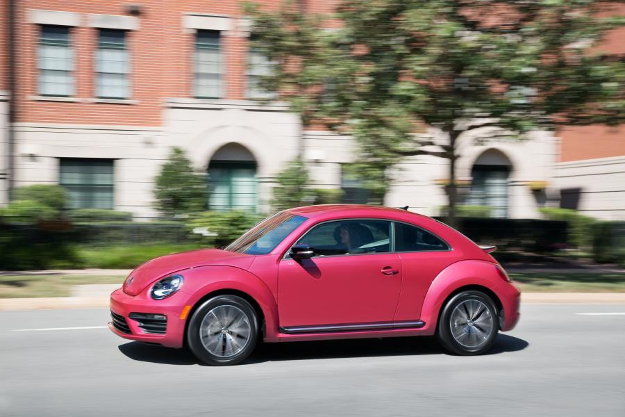  Volkswagen #PinkBeetle 2016 года  (фото 7 из 19)